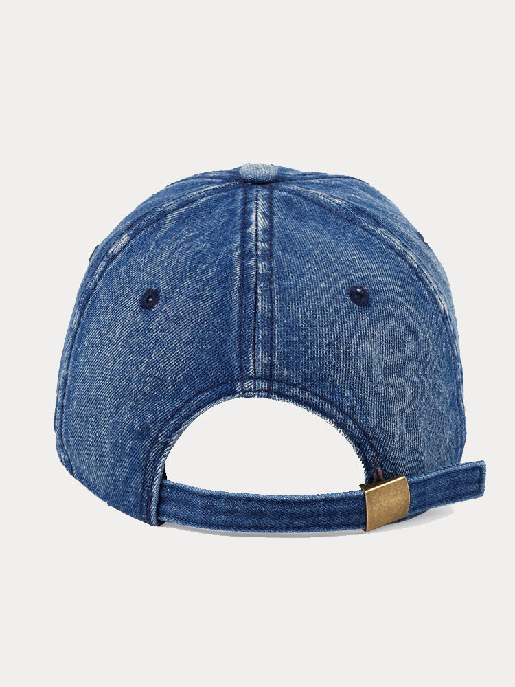 Modische Kappe aus zerrissenem Denim