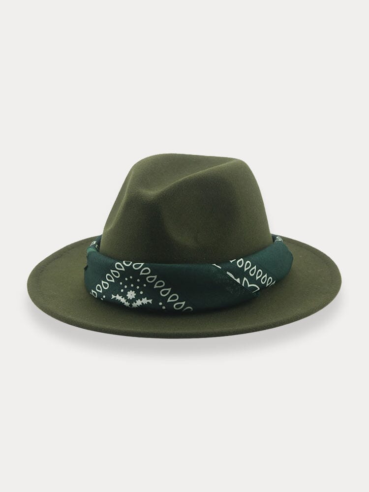 Flachkrempiger Fedora Hut mit Halstuch