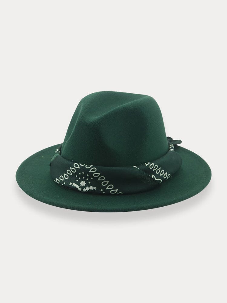 Flachkrempiger Fedora Hut mit Halstuch