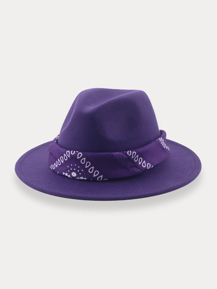Flachkrempiger Fedora Hut mit Halstuch