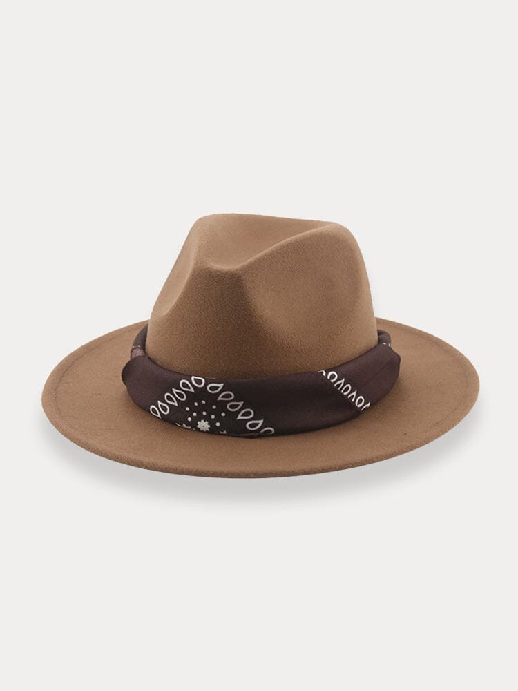 Flachkrempiger Fedora Hut mit Halstuch