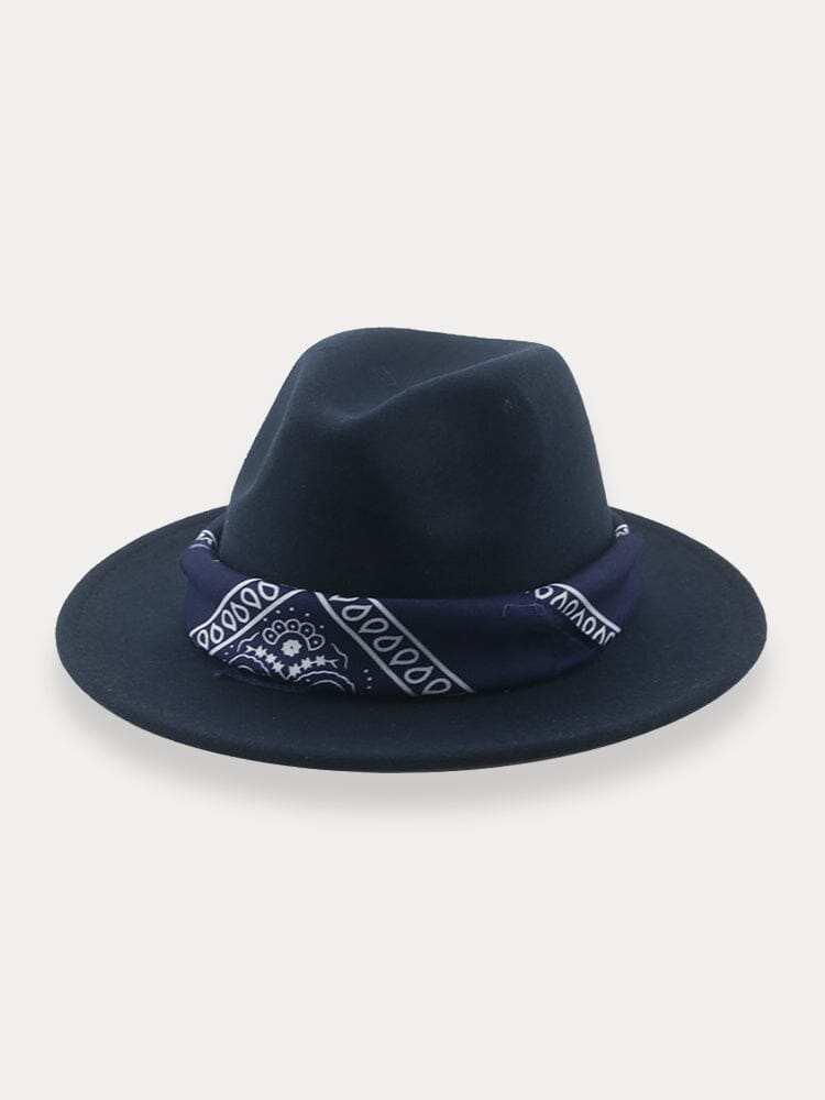 Flachkrempiger Fedora Hut mit Halstuch